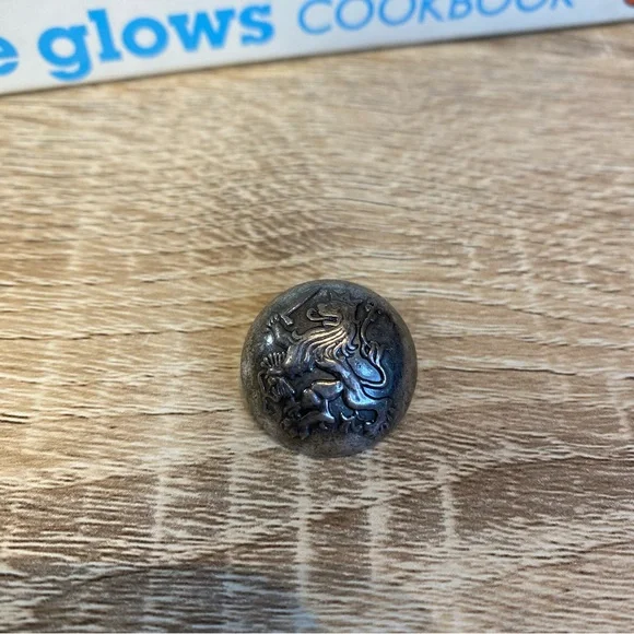 Silver Engraved Button - Picture 4 of 4